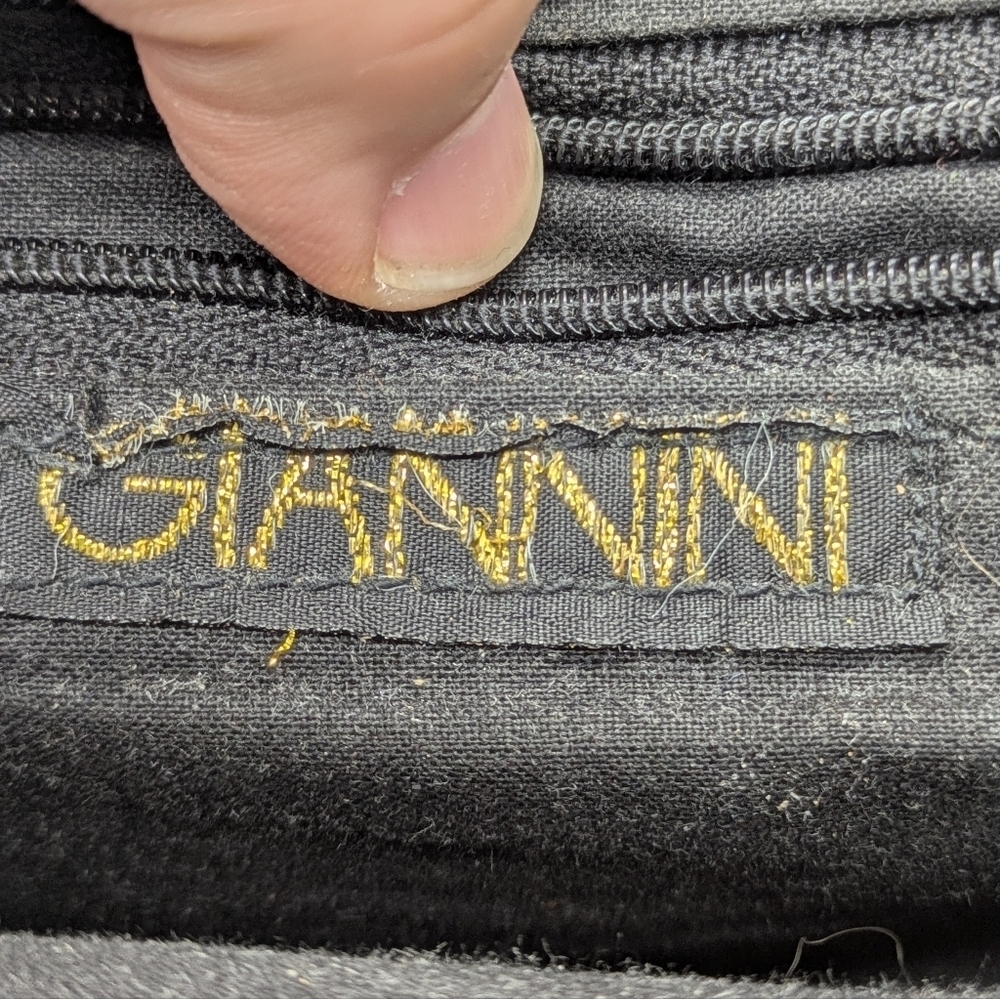 Vintage Gianni Black Leather Purse - Picture 8 of 11